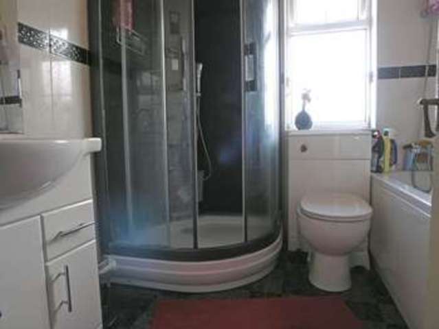  Image of 3 Bedroom Terraced for sale at Eva Road  Oldbury, B68 9PH