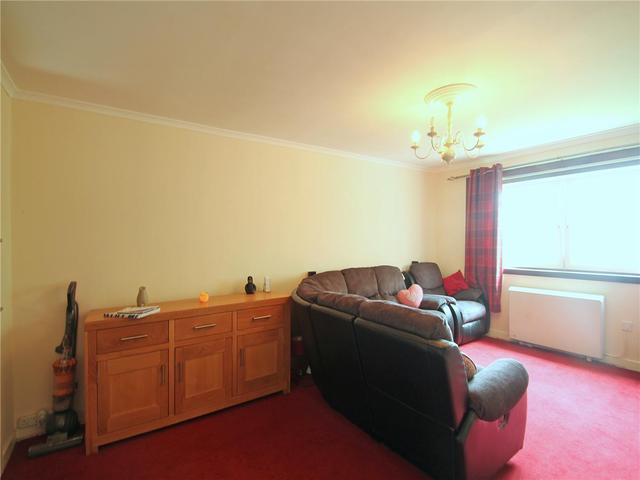  Image of 2 Bedroom Flat to rent at Broughty Ferry Dundee Dundee, DD5 2PZ