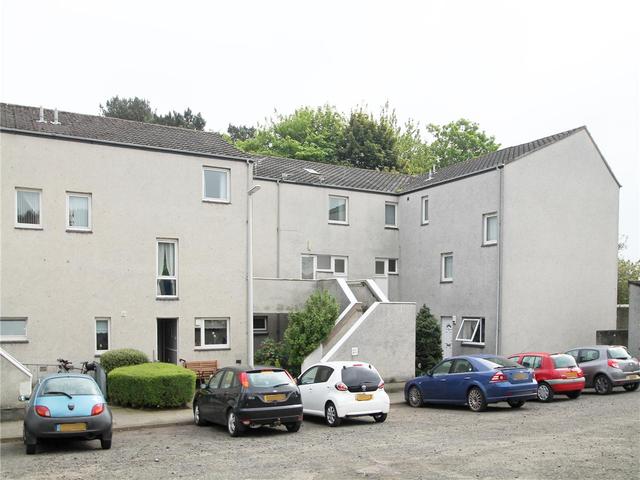  Image of 2 Bedroom Flat to rent at Broughty Ferry Dundee Dundee, DD5 2PZ