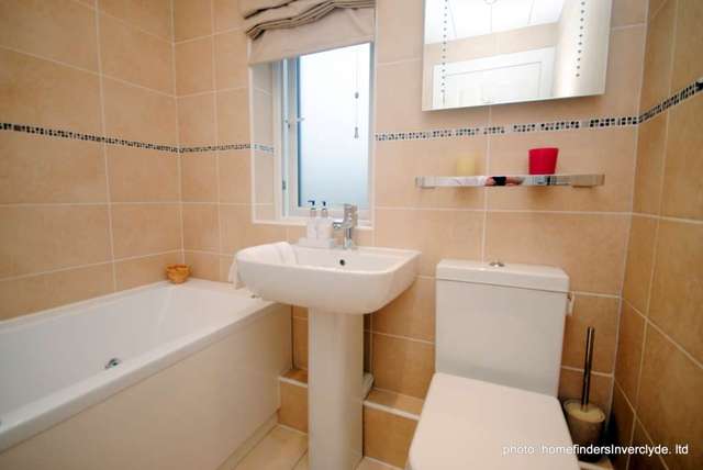  Image of 2 Bedroom Terraced for sale at Fletcher Ave  Gourock, PA19 1TU