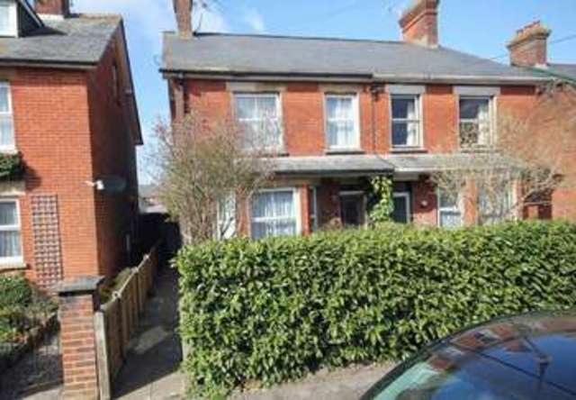 Image of 3 Bedroom Semi-Detached for sale at Park Road  Fordingbridge, SP6 1EQ