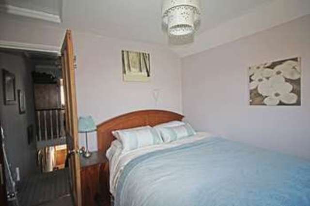  Image of 3 Bedroom Semi-Detached for sale at Park Road  Fordingbridge, SP6 1EQ