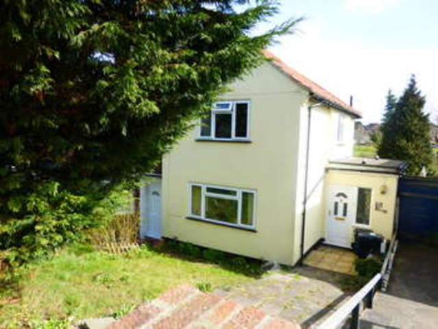  Image of 3 Bedroom End of Terrace for sale at New Addington Croydon New Addington, CR0 0NB