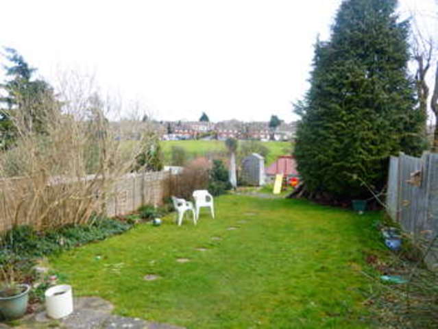  Image of 3 Bedroom End of Terrace for sale at New Addington Croydon New Addington, CR0 0NB