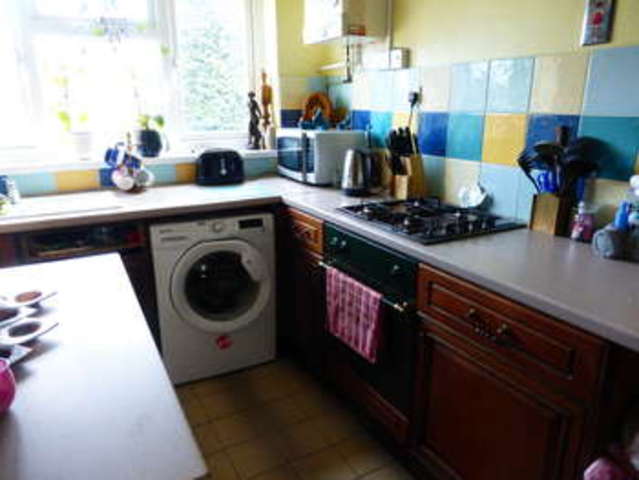  Image of 3 Bedroom End of Terrace for sale at New Addington Croydon New Addington, CR0 0NB