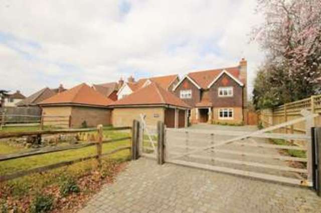  Image of 5 Bedroom Detached for sale at Gatehouse Lane  Burgess Hill, RH15 9XD