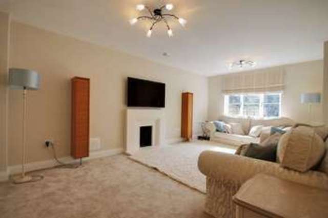  Image of 5 Bedroom Detached for sale at Gatehouse Lane  Burgess Hill, RH15 9XD