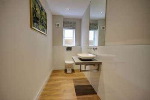  Image of 5 Bedroom Detached for sale at Gatehouse Lane  Burgess Hill, RH15 9XD