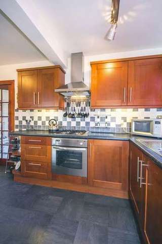  Image of 3 Bedroom Detached for sale at Glenfield Crescent  Cowdenbeath, KY4 9EU