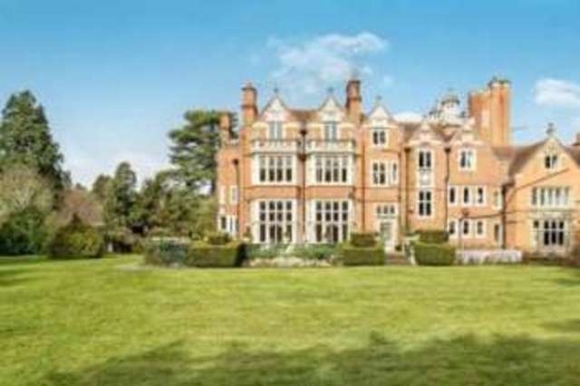  Image of 2 Bedroom Flat for sale at Islet Park Maidenhead Taplow, SL6 8LE