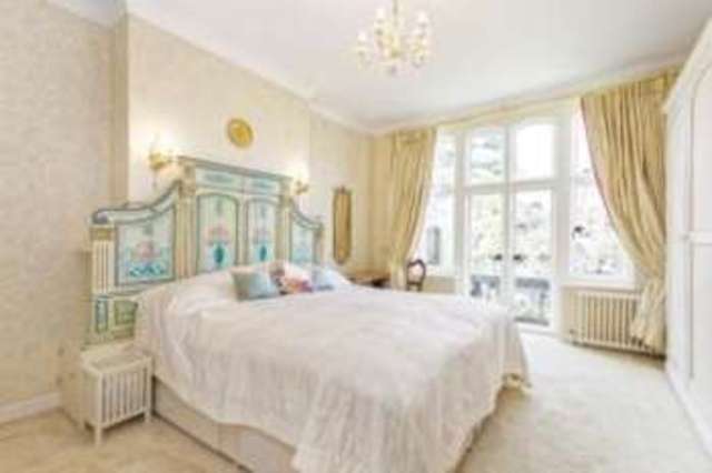  Image of 2 Bedroom Flat for sale at Islet Park Maidenhead Taplow, SL6 8LE