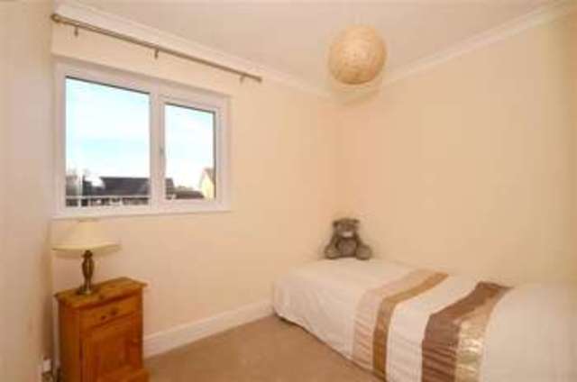  Image of 3 Bedroom Semi-Detached for sale at Uckfield East Sussex Uckfield, TN22 1DW