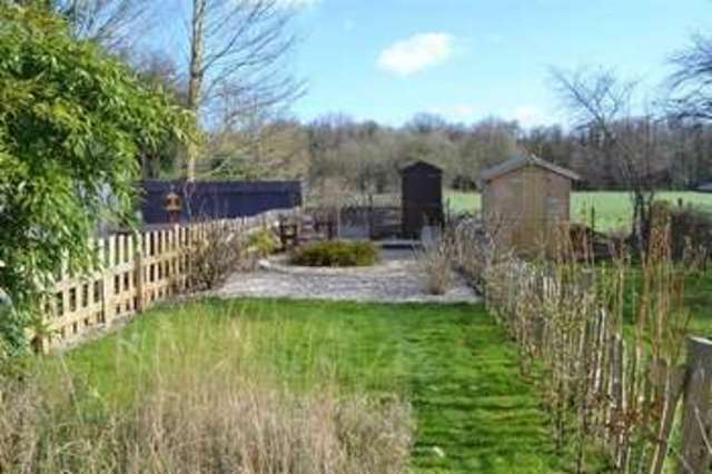  Image of 2 Bedroom Terraced for sale at Lower Road  Forest Row, RH18 5HE