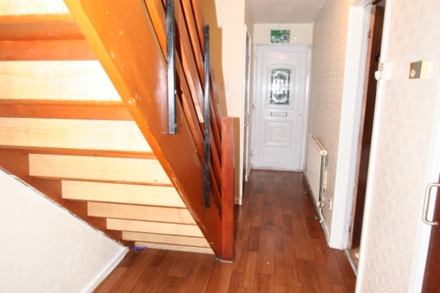  Image of 3 Bedroom Terraced to rent at Rochdale OL16 5SR Rochdale, OL16 5SR
