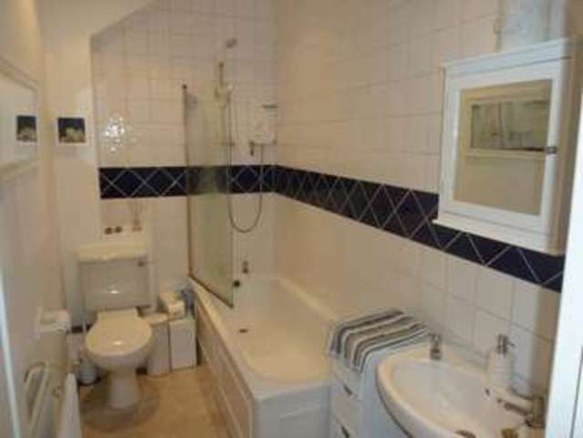  Image of 2 Bedroom Flat for sale at 3, Marine Parade  DAWLISH, EX7 9DJ