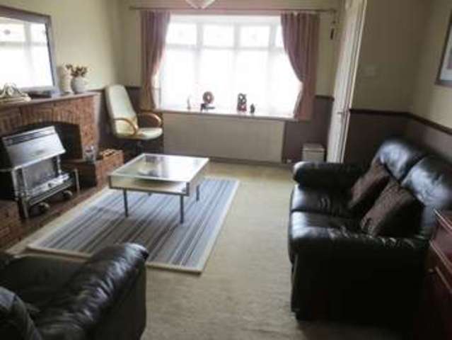  Image of 3 Bedroom Detached for sale at Midhill Drive  Rowley Regis, B65 9SD