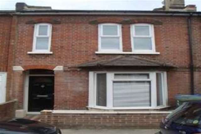  Image of 5 Bedroom Detached to rent at Southampton, SO15 2HW