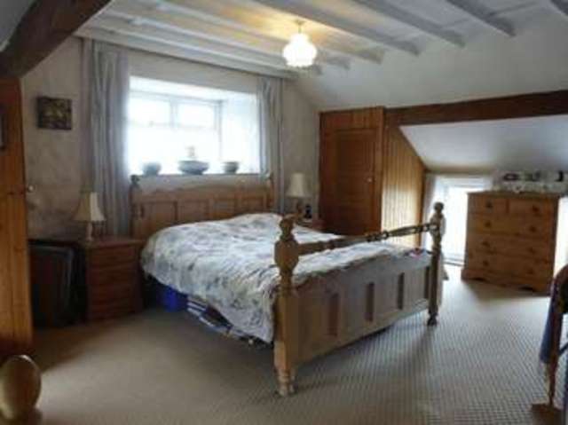  Image of 3 Bedroom Detached for sale at Nasareth, LL54 6DT