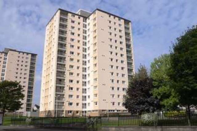  Image of 2 Bedroom Flat for sale at Ravens Craig  Kirkcaldy, KY1 2PT