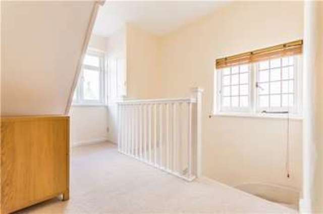  Image of 4 Bedroom Semi-Detached for sale at Cambridge, CB1 7UF