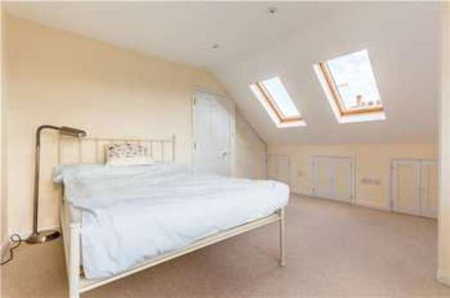  Image of 4 Bedroom Semi-Detached for sale at Cambridge, CB1 7UF