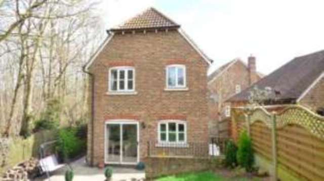  Image of 3 Bedroom Detached for sale at Maidstone Kent Detling, ME14 5DN
