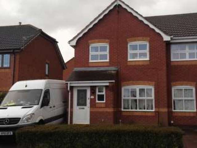  Image of 3 Bedroom Semi-Detached to rent at Sisley Way  Hinckley, LE10 0GJ