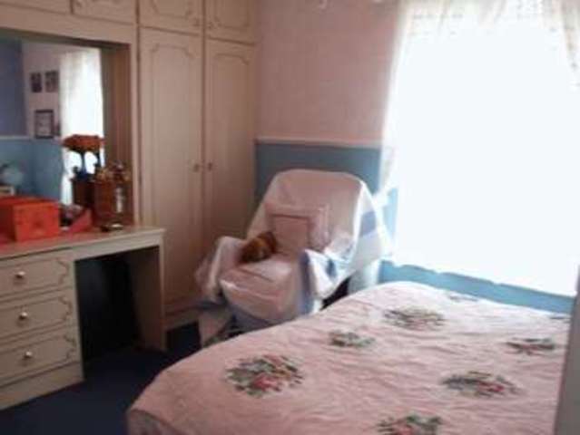  Image of 3 Bedroom Terraced for sale at Summit Street  Heywood, OL10 4RH