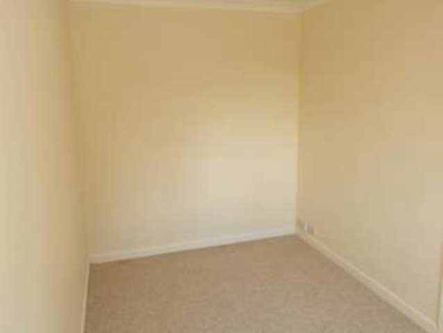  Image of 2 Bedroom Flat to rent at Victoria Avenue  Swanage, BH19 1AN