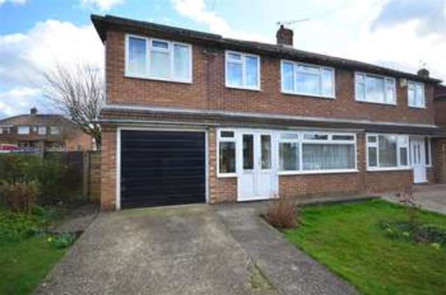  Image of 3 Bedroom Semi-Detached for sale at Dartford Kent Dartford, DA2 6LB