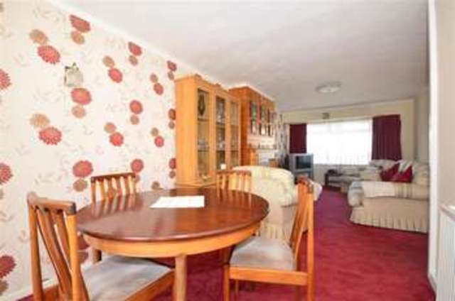  Image of 3 Bedroom Semi-Detached for sale at Dartford Kent Dartford, DA2 6LB