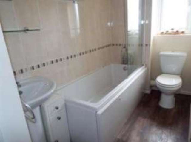  Image of 2 Bedroom Terraced for sale at Torpoint Cornwall Torpoint, PL11 2JJ