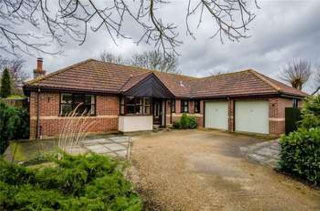  Image of 3 Bedroom Detached for sale at Stretham, CB6 3JA