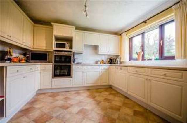  Image of 3 Bedroom Detached for sale at Stretham, CB6 3JA