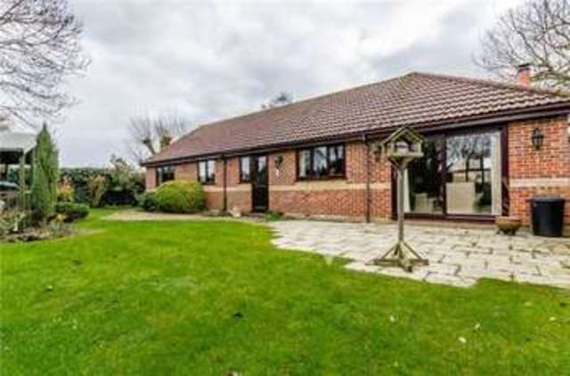  Image of 3 Bedroom Detached for sale at Stretham, CB6 3JA