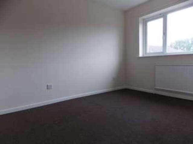  Image of 3 Bedroom Semi-Detached to rent at Nelson Street  Ilkeston, DE7 8PT