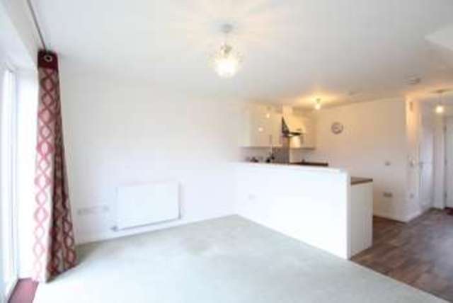  Image of 2 Bedroom Semi-Detached for sale at Middlebank Rise  Dunfermline, KY11 8LH