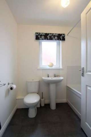  Image of 2 Bedroom Semi-Detached for sale at Middlebank Rise  Dunfermline, KY11 8LH