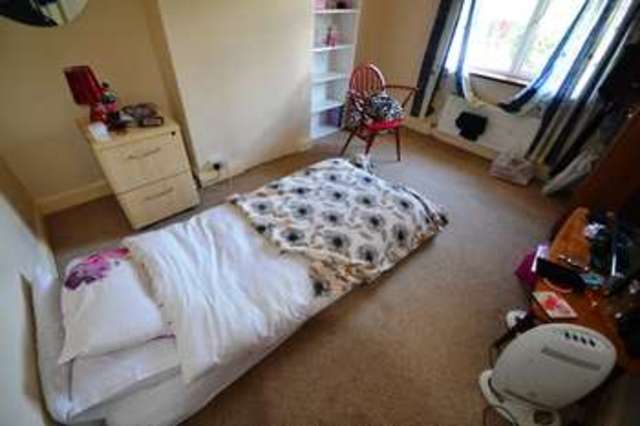  Image of 3 Bedroom Terraced to rent at Wellingborough Wellingborough, NN8 2JP