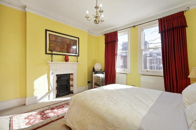  Image of 2 Bedroom Flat for sale at Addison Park Mansions  Richmond Way, W14 0EA