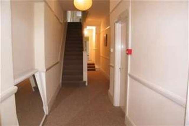  Image of 1 Bedroom Detached to rent at Plymouth, PL3 4HD
