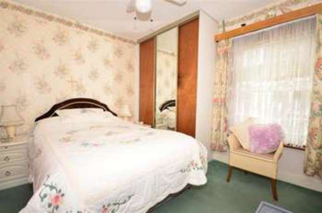  Image of 3 Bedroom Terraced for sale at Whitstable Kent Whitstable, CT5 1JS