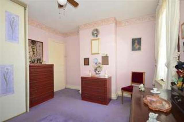  Image of 3 Bedroom Terraced for sale at Whitstable Kent Whitstable, CT5 1JS