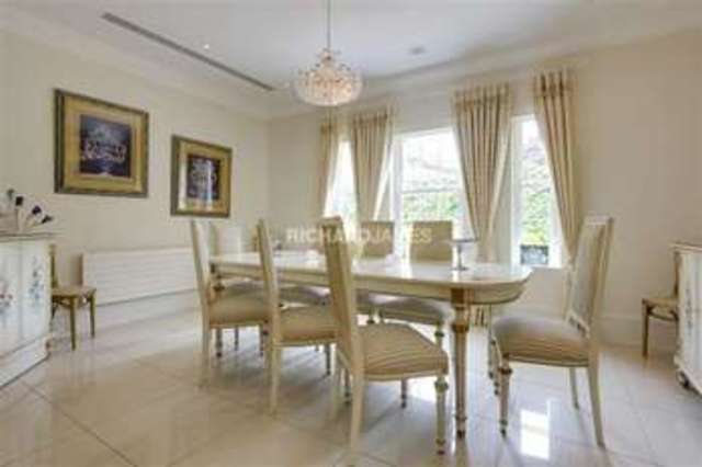  Image of 4 Bedroom Detached for sale at Arkley, EN5 3HJ