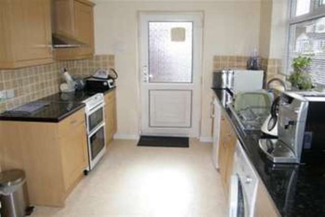  Image of 3 Bedroom Detached to rent at Bolton, BL3 4PB
