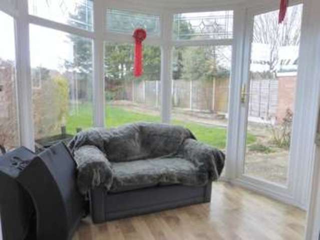  Image of 3 Bedroom Detached for sale at Arrow Crescent  Alcester, B49 6BE