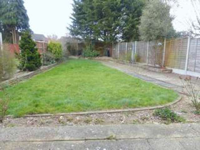  Image of 3 Bedroom Detached for sale at Arrow Crescent  Alcester, B49 6BE