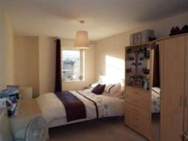  Image of 2 Bedroom Flat for sale at 15 Millward Drive Milton Keynes Fenny Stratford, MK2 2BW