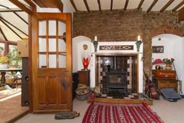  Image of 3 Bedroom Detached for sale at Bowlish, BA4 5JT