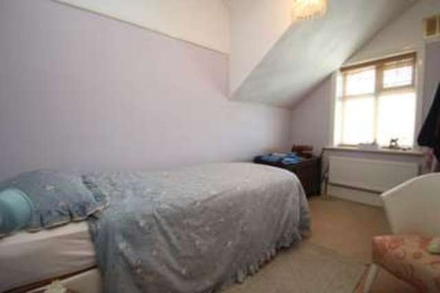  Image of 2 Bedroom Semi-Detached for sale at Christchurch Road  boscombe east, BH7 6BD